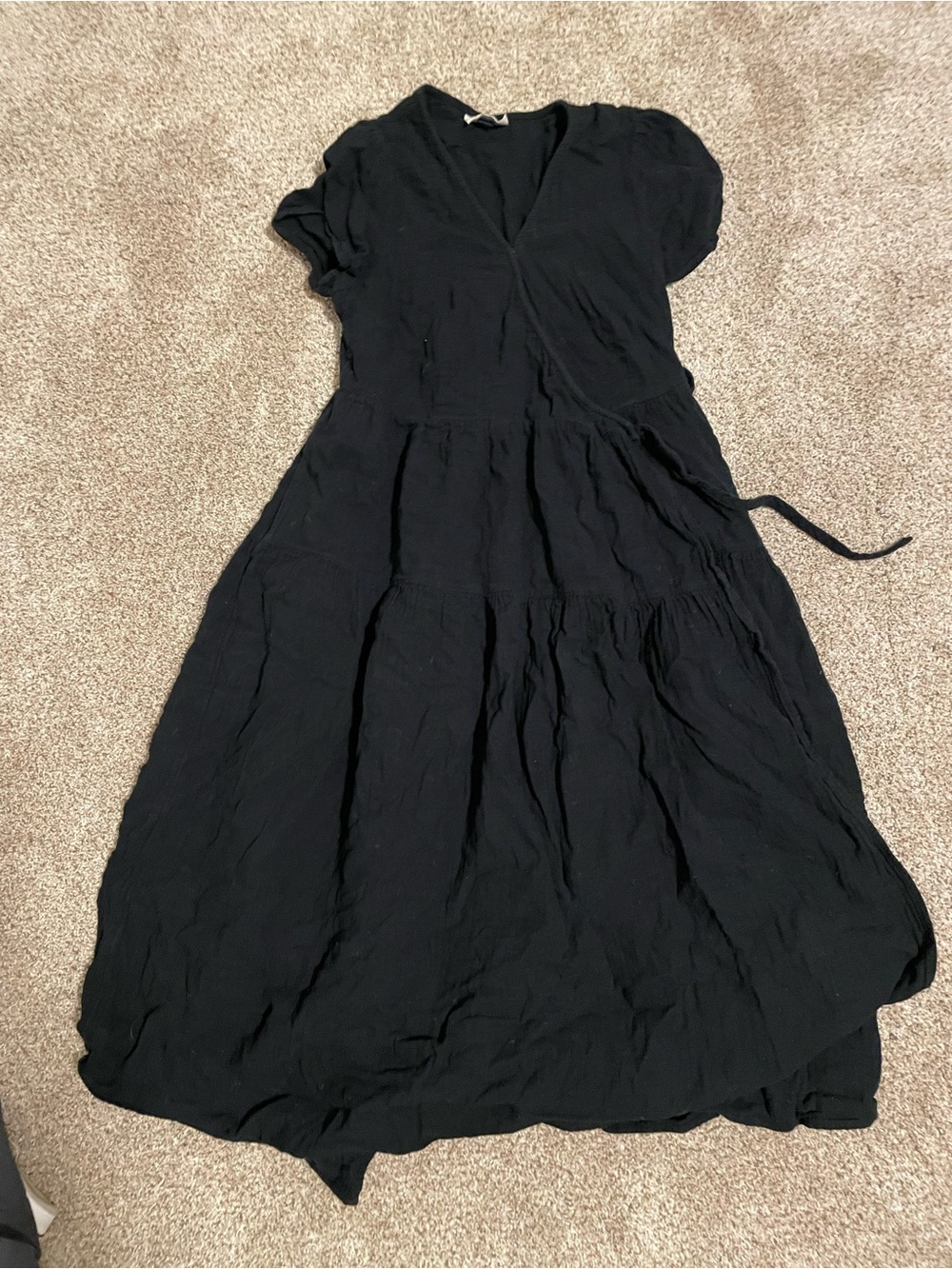 Universal Thread Black V-Neck Tiered Midi Dress